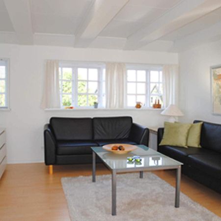 4 Person Holiday Home In Svaneke Extérieur photo